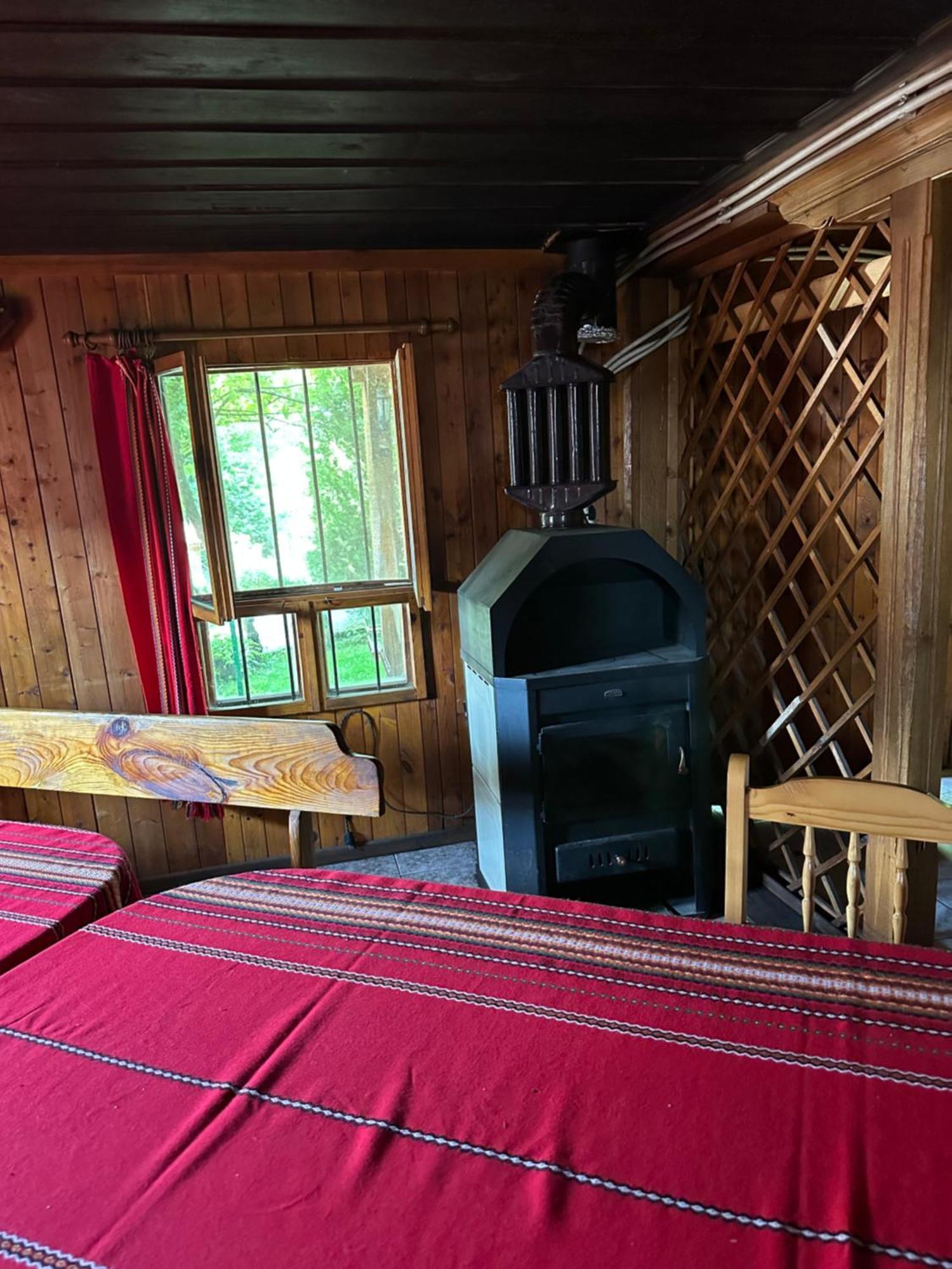 Вила Чевермето Palitsi Buitenkant foto